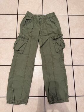 H&M Olive Green Cargo Straight-Leg Pants